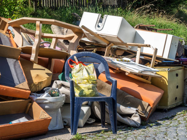 Best Construction Debris Removal  in Westlake, OH